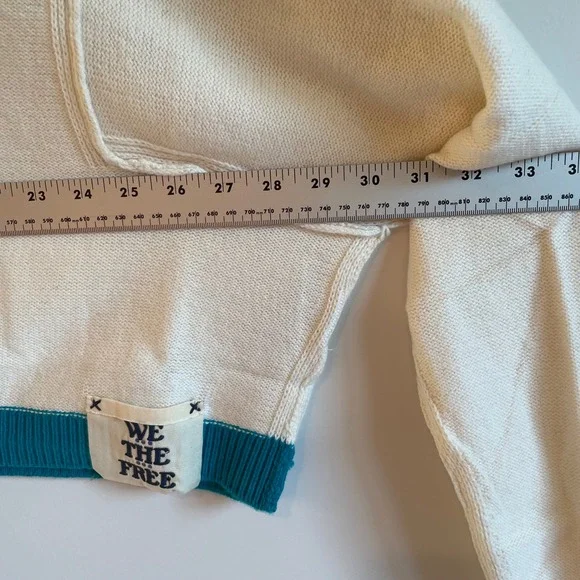 We The Free Cream Blue Cropped Knit Sweater Long Sleeve Casual Womens Size L Nwt - Picture 6 of 9